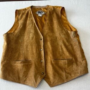 Forenza, Men’s Tan Leather Vest Size 1X 100% Leather & Nylon, Snap Closure Tan